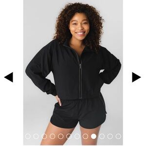 Vitality Windbreaker- Women’s Medium (Midnight)